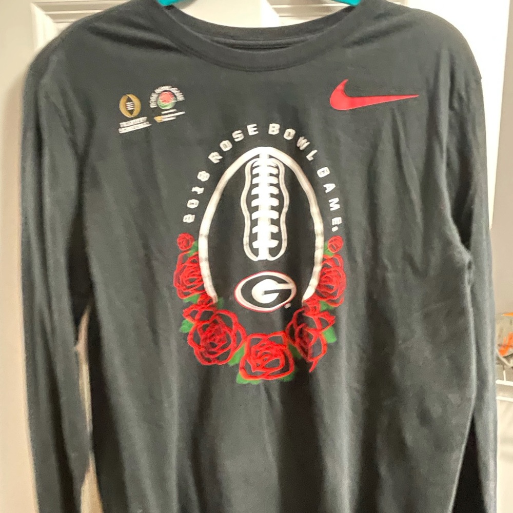 UGA Bulldogs LS Nike Rose Bowl shirt. Large